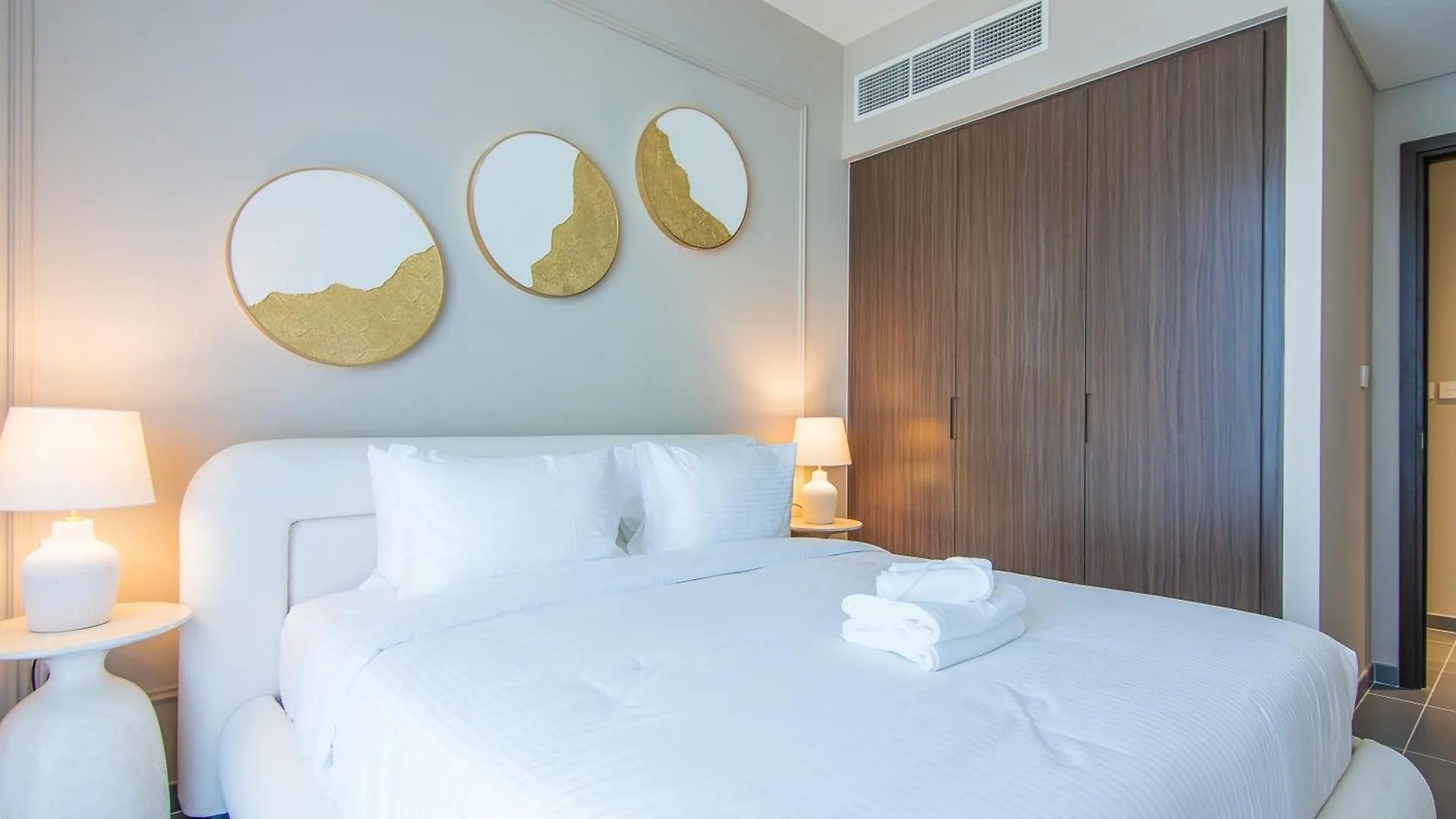 2003 Emaar Creek Harbour Edge Luxury Residences 1Br Dubai